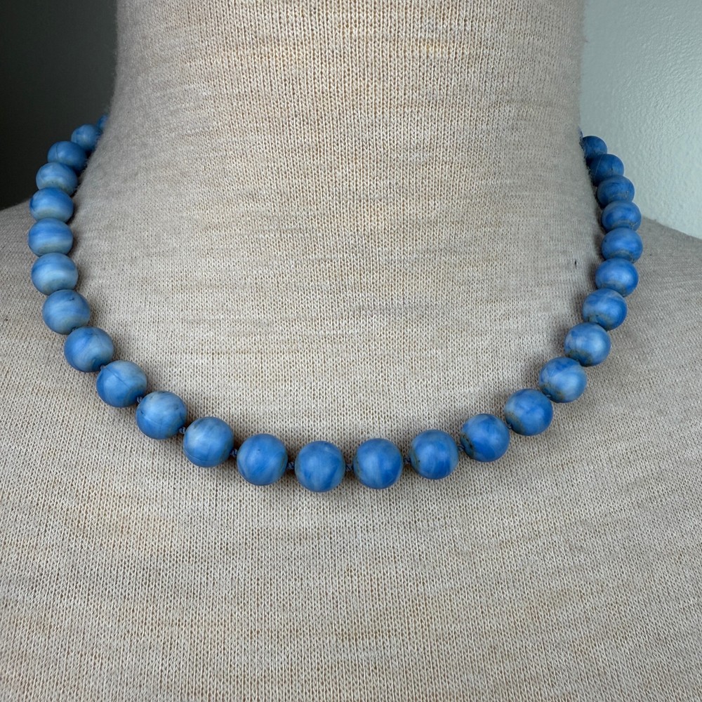 Vintage Marble Blue Plastic Beaded Necklace 15-19.5"