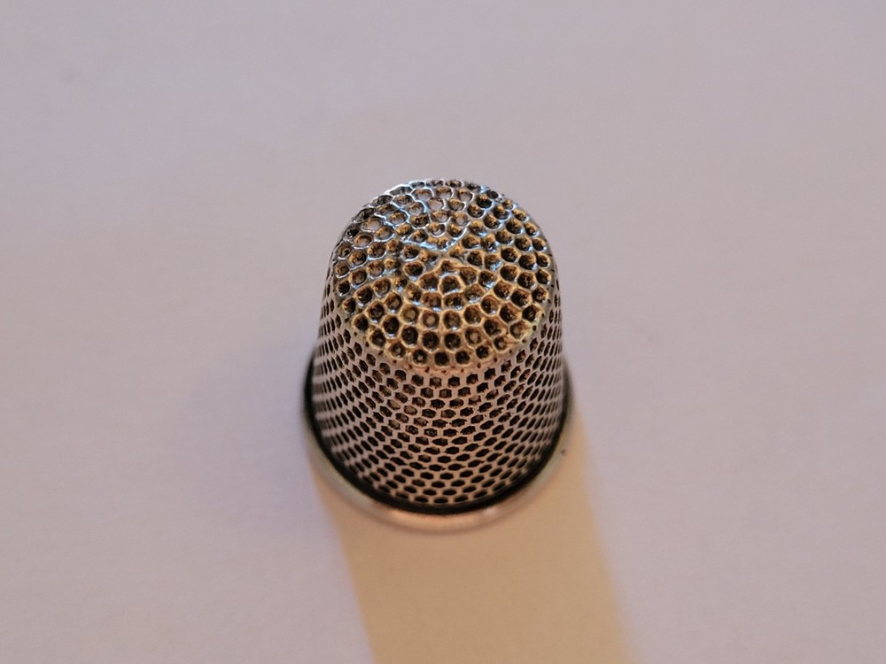Ketcham McDougall ~ Nice Vintage Sterling Thimble ~ Size 8