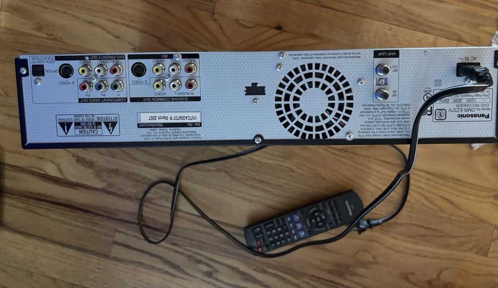 Panasonic DMR-EZ37V VHS/DVD