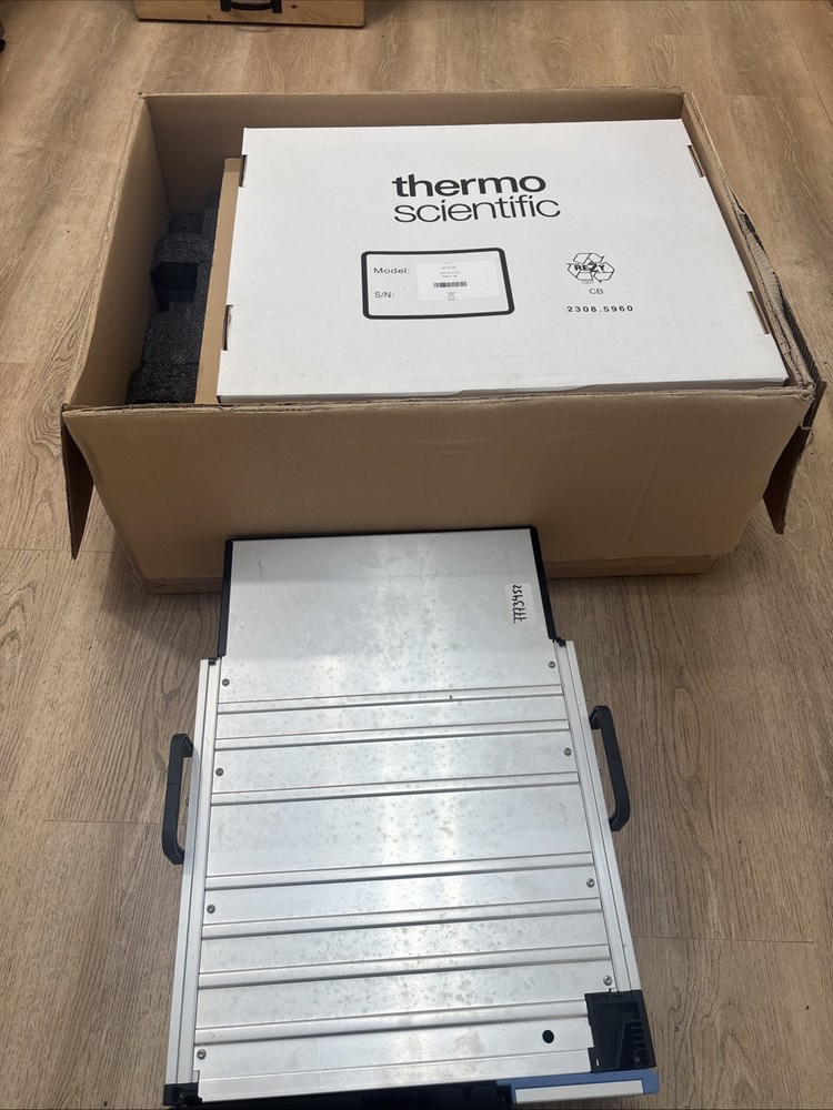 Thermo Scientific Vanquish DAD Diode Array Detector FG Excellent Original Box!