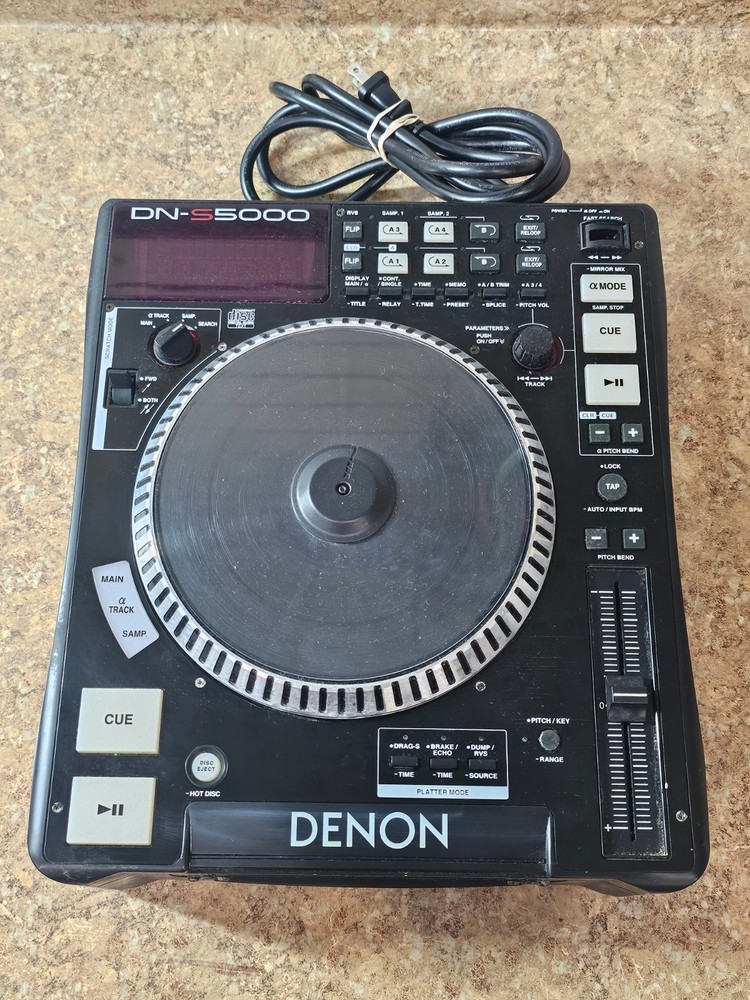 Denon DN-S5000 Digital CD Turntable DJ Controller *Missing Toggle Switch*