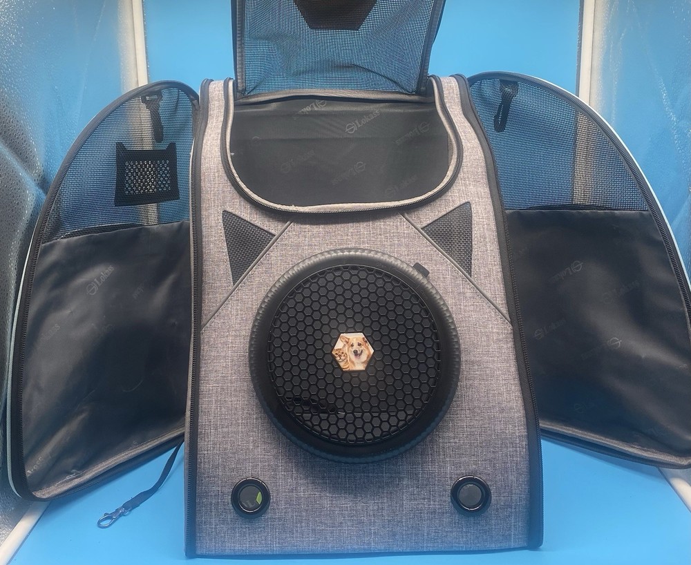 BACKPACK PET CARRIER FOR DOGS OR CATS
