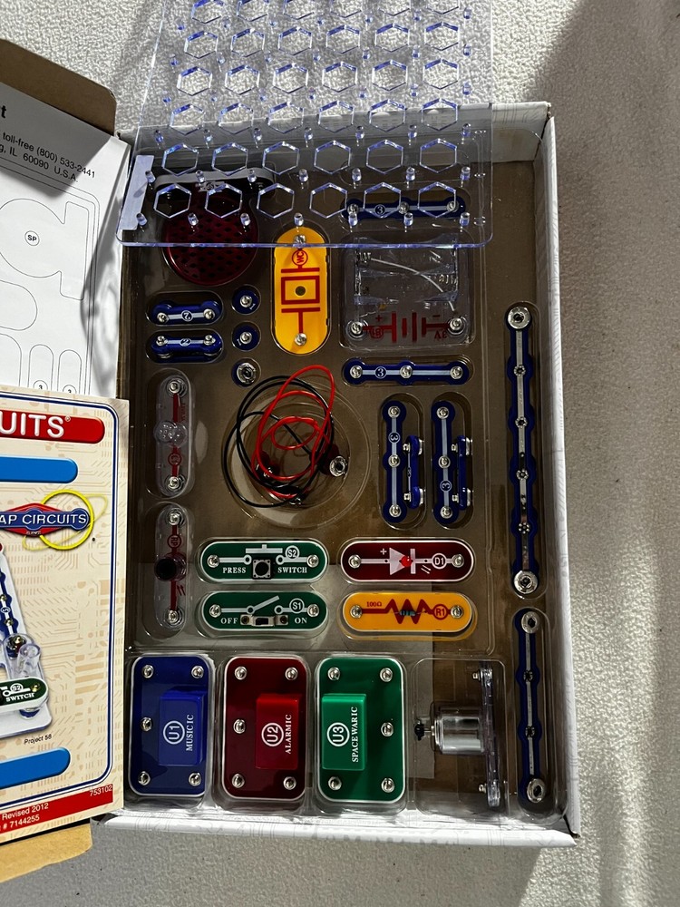 Elenco Snap Circuits Jr SC-100 Electronics Kit Science 8+ STEM 100% Complete EUC