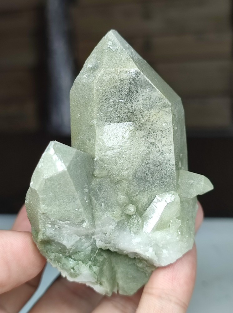 Chlorite Quartz Crystal Having Beautiful Growth-Pk