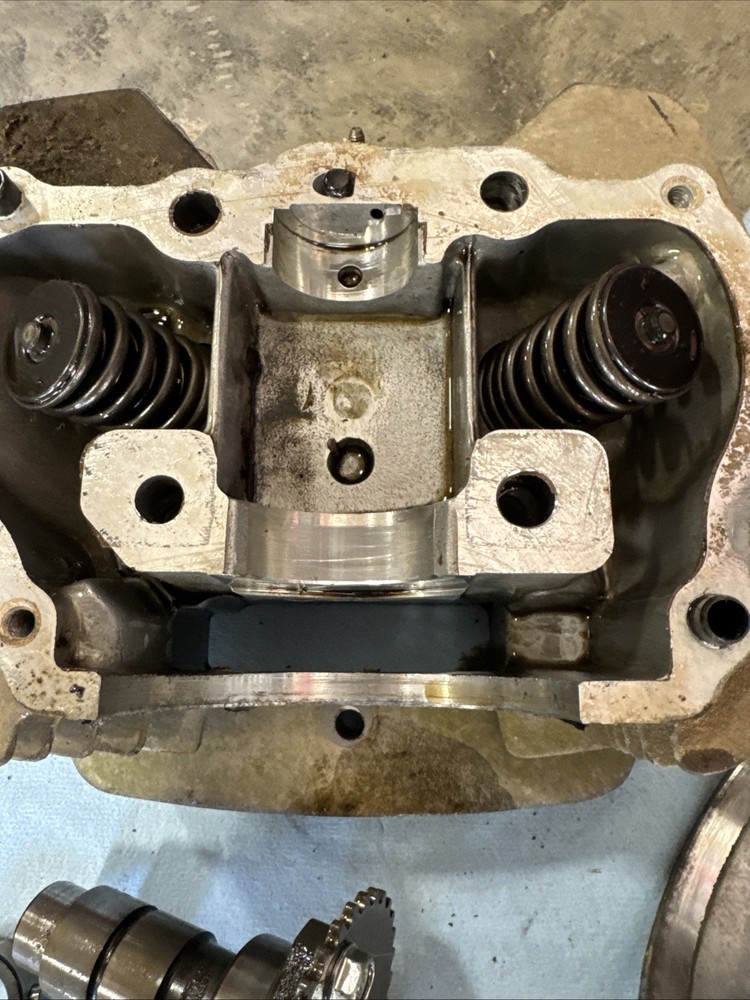 Honda Fourtrax 125 Cylinder Head 1987