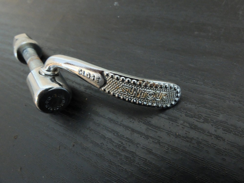 Suntour quick release seatpost binder