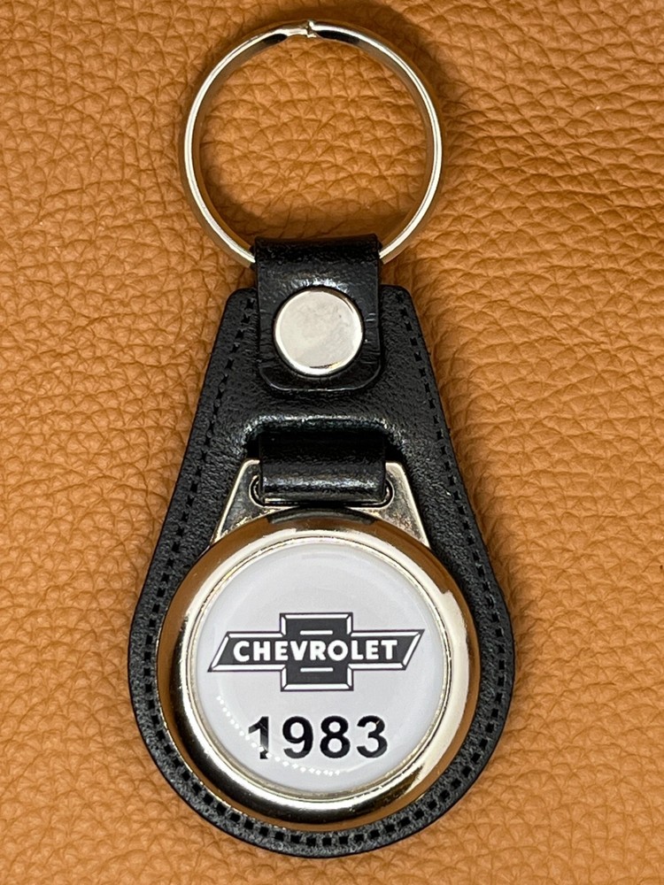 1983 CHEVY BLACK PREMIUM LEATHER KEYCHAIN