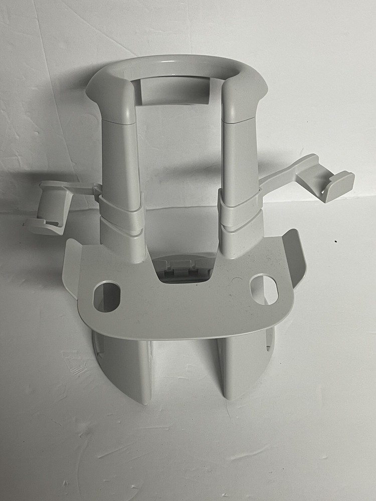 Insignia Stand for Oculus NS-Q2SW - White