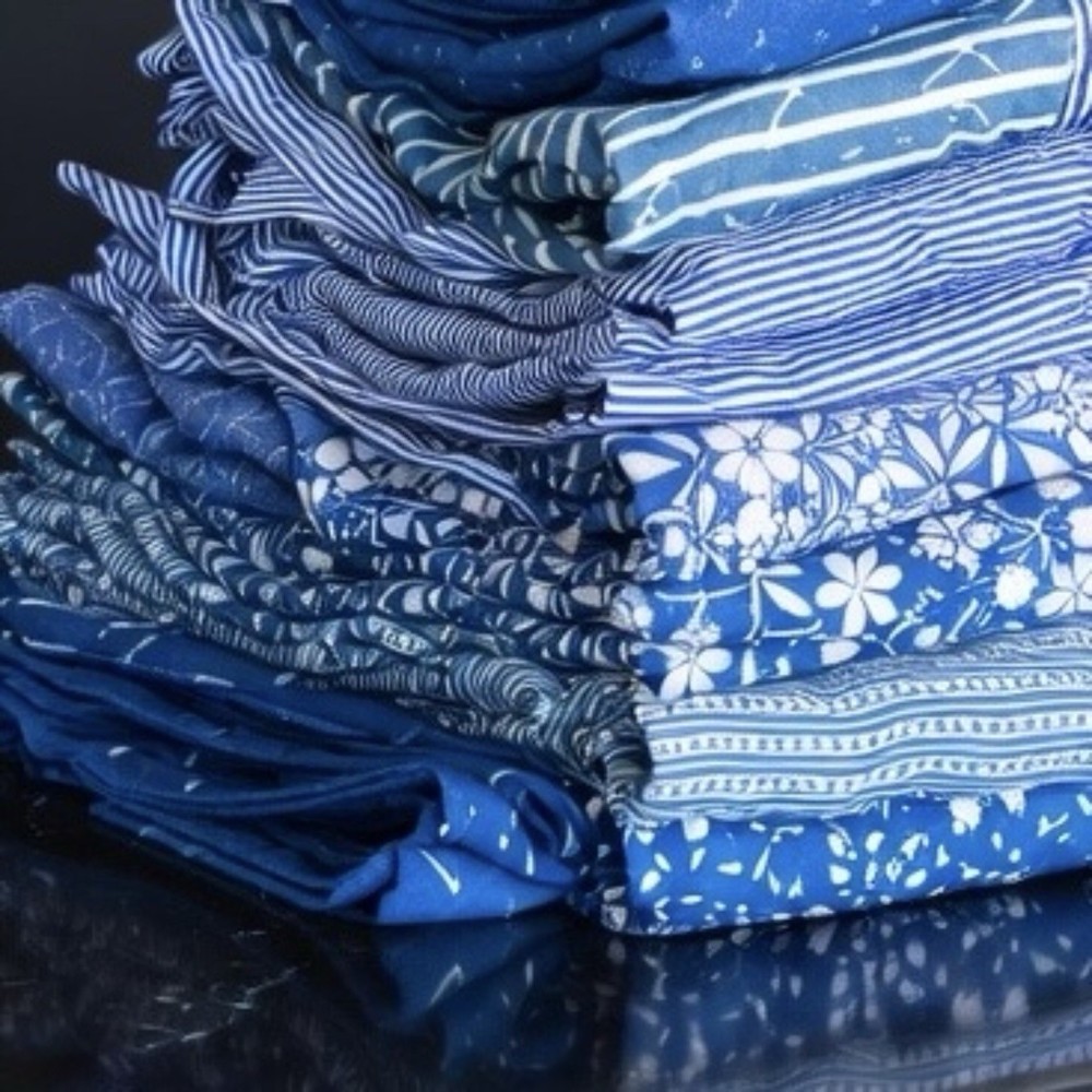3-Pack | Medline Hospital Gown, Blue & White, Assorted Patterns