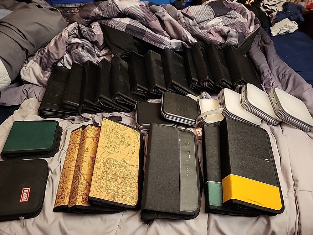 Cd /dvd Binder Lot ( 26 Different Binders)