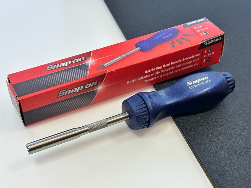 NEW Snap-On Tools USA POWER BLUE Ratcheting Hard Handle Screwdriver w/ Bits, Box