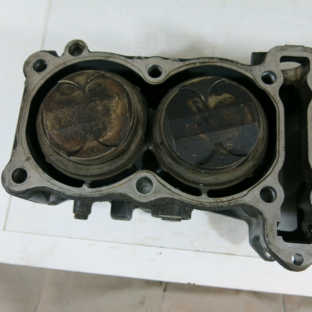 Suzuki RF600 #2 Barrels and Pistons