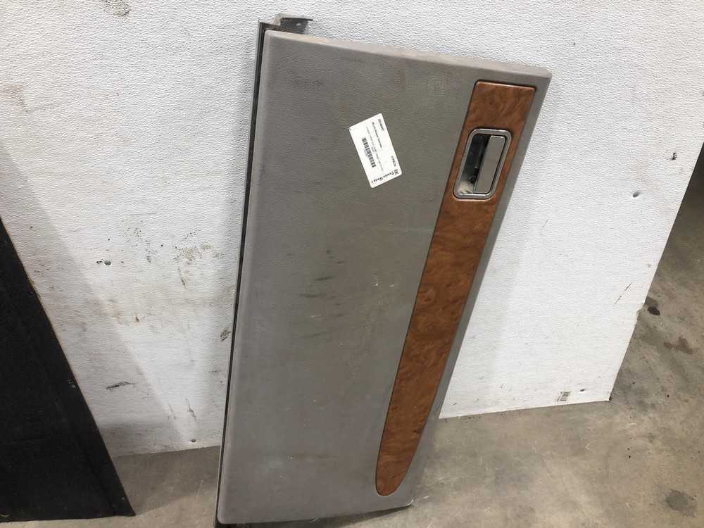 Peterbilt 379 Right/Passenger Sleeper Cabinet - Used