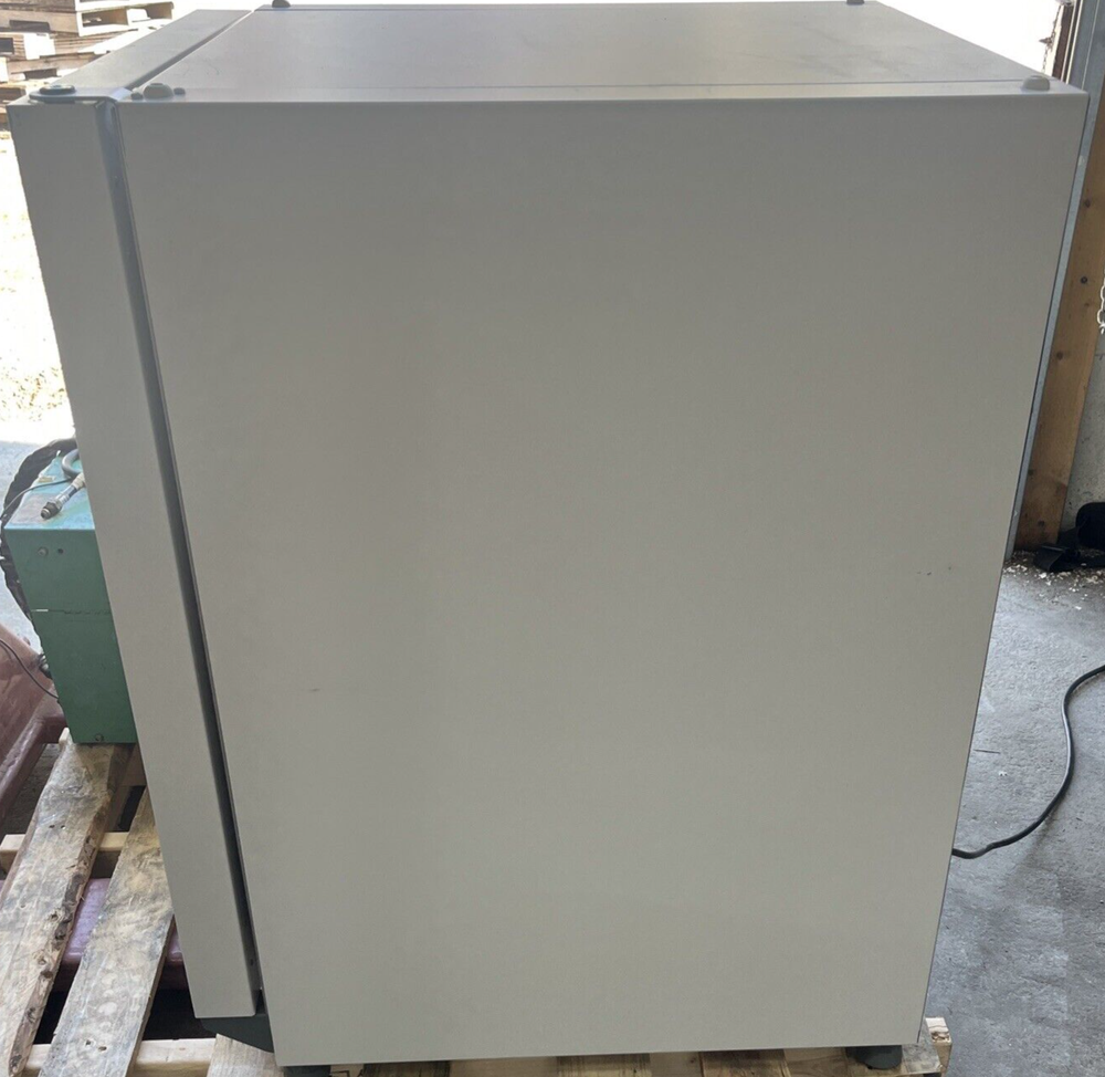 Thermo Scientific Heratherm OMH 180 Oven