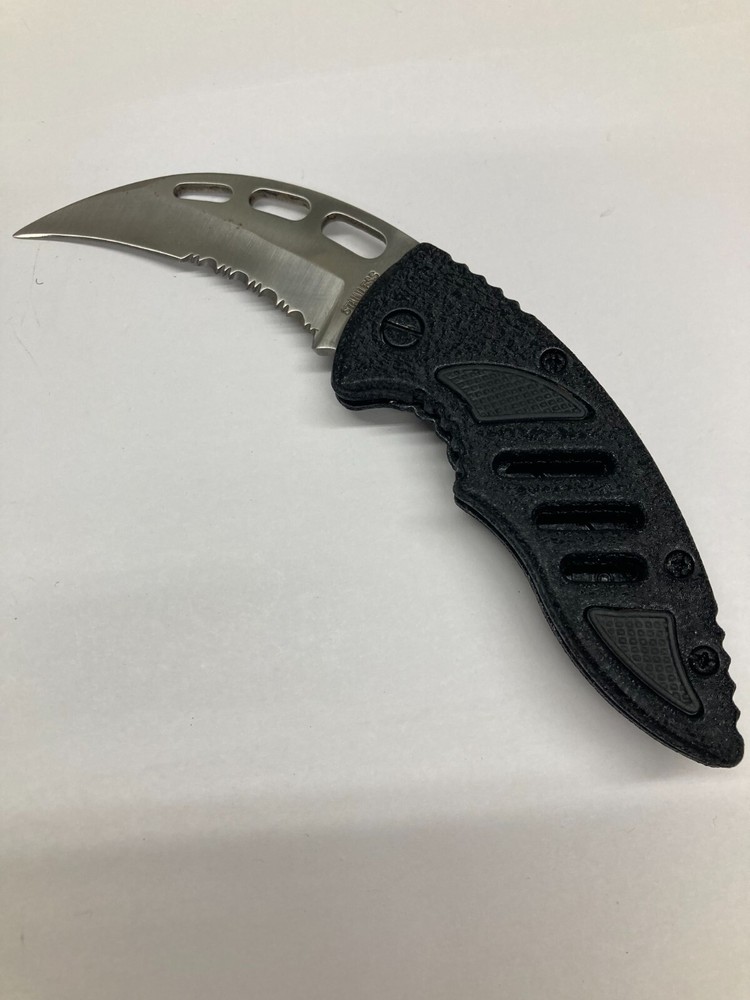 Folding Knife w/Combo Curved Blade C-035