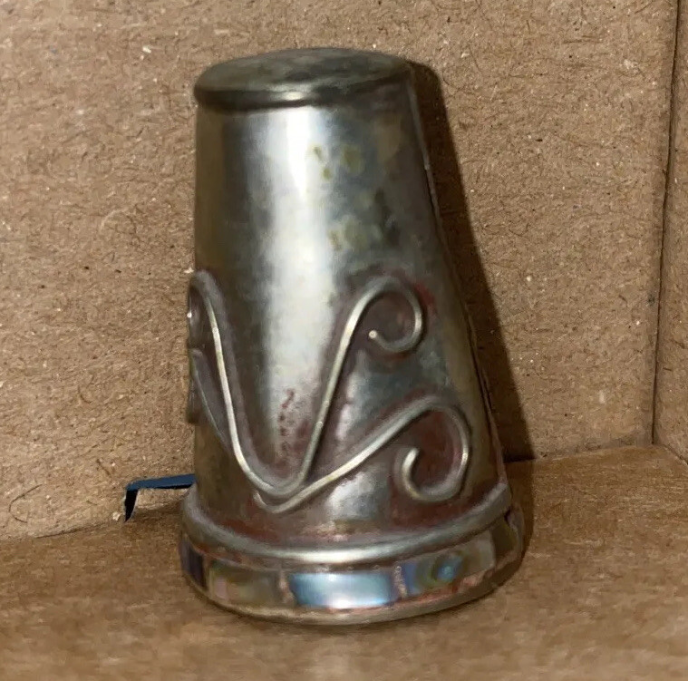 Vintage Mexico Thimble Silver Ornate Wire Abalone Trim