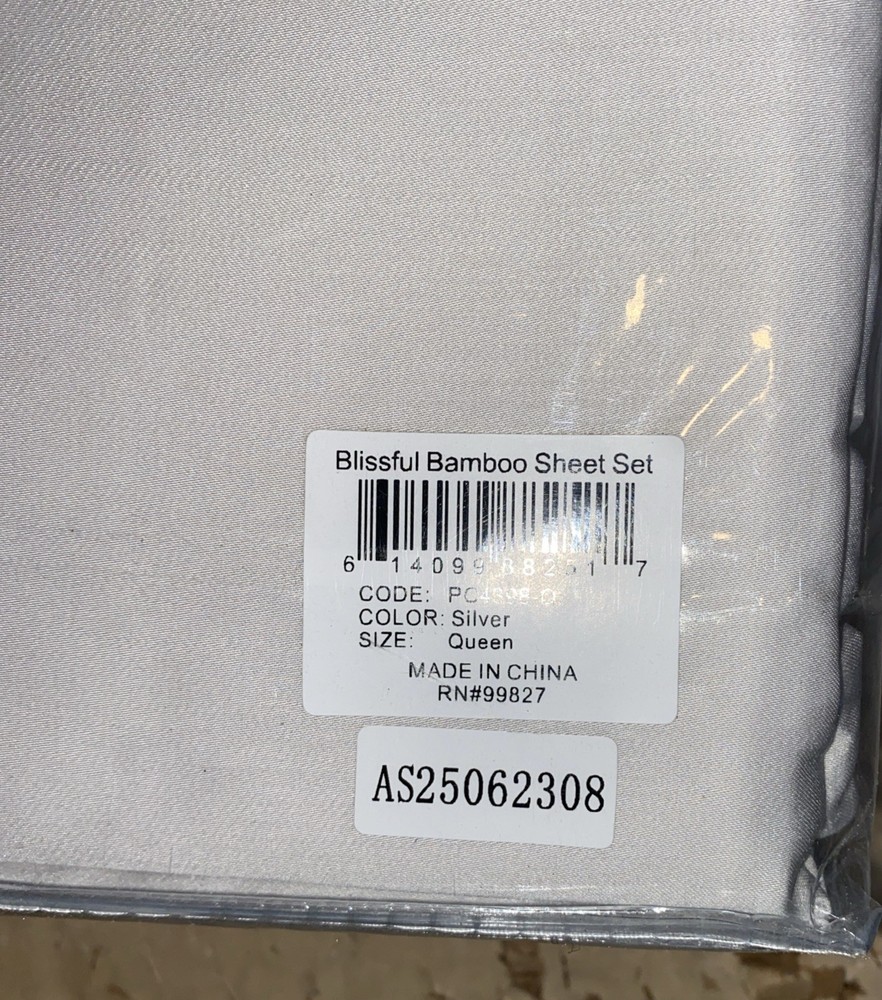 Pine Cone Hill - Blissful Bamboo Sheet Set, Queen - Silver, RT $298