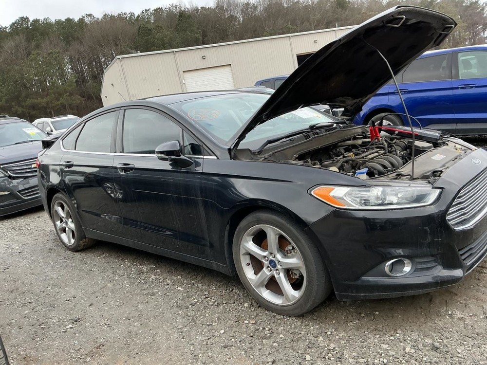 FUSION 2015 Glove Box 4951591