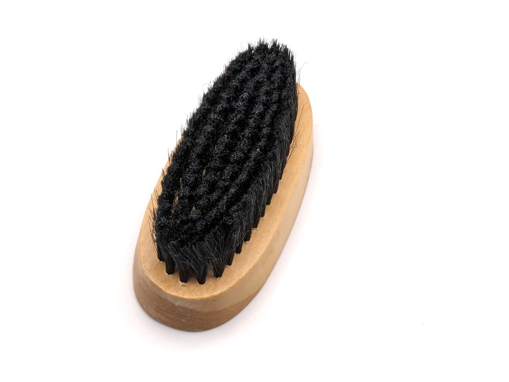 Solid wood clothes brush, great condition