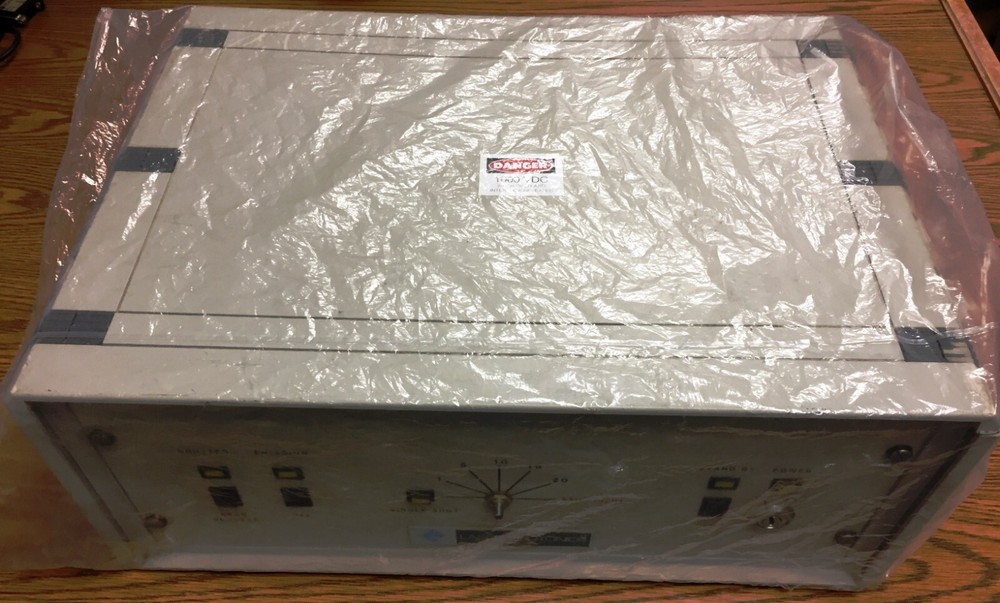 Laser Photonics YQL-102 Laser Power Supplier and Controller