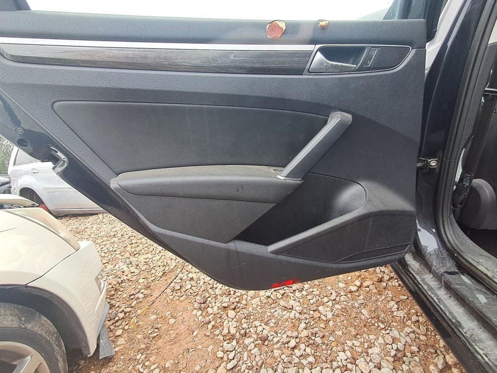 Fuse Box Engine Compartment Fits 12-22 PASSAT 2628046