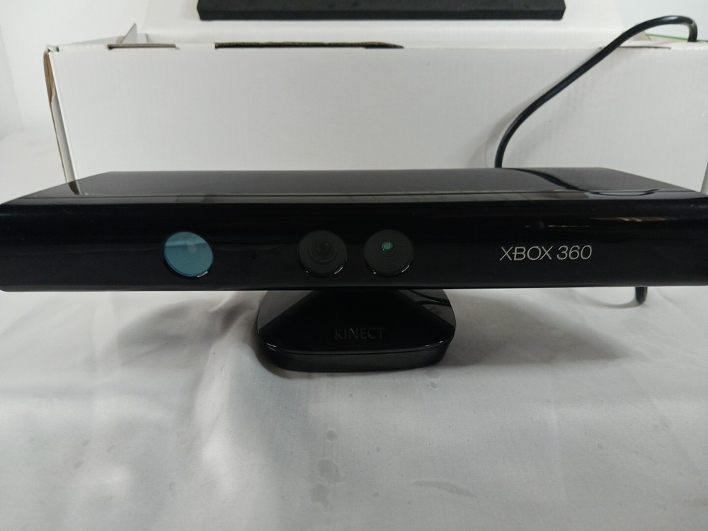 XBOX 360 KINECT Sensor Microsoft Open Box Game Not Included