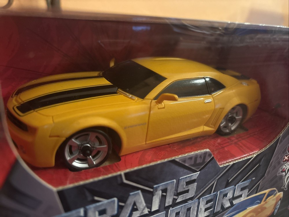 XMODS Evolution Transformers Bumblebee RC Radio Control 2007