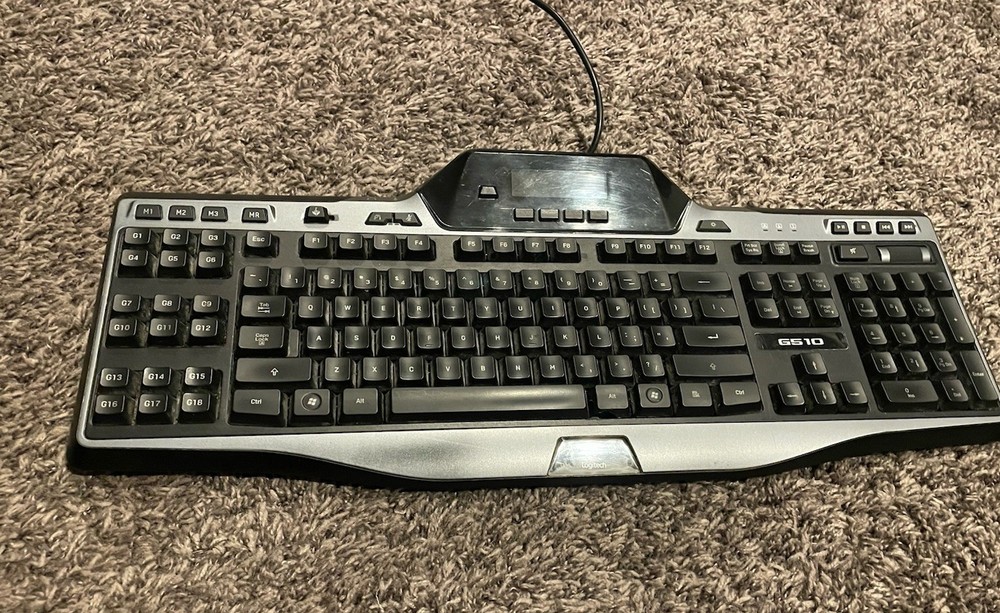 G510 Logitech Wired Gaming Keyboard Backlit LCD Programmable (Please Read)