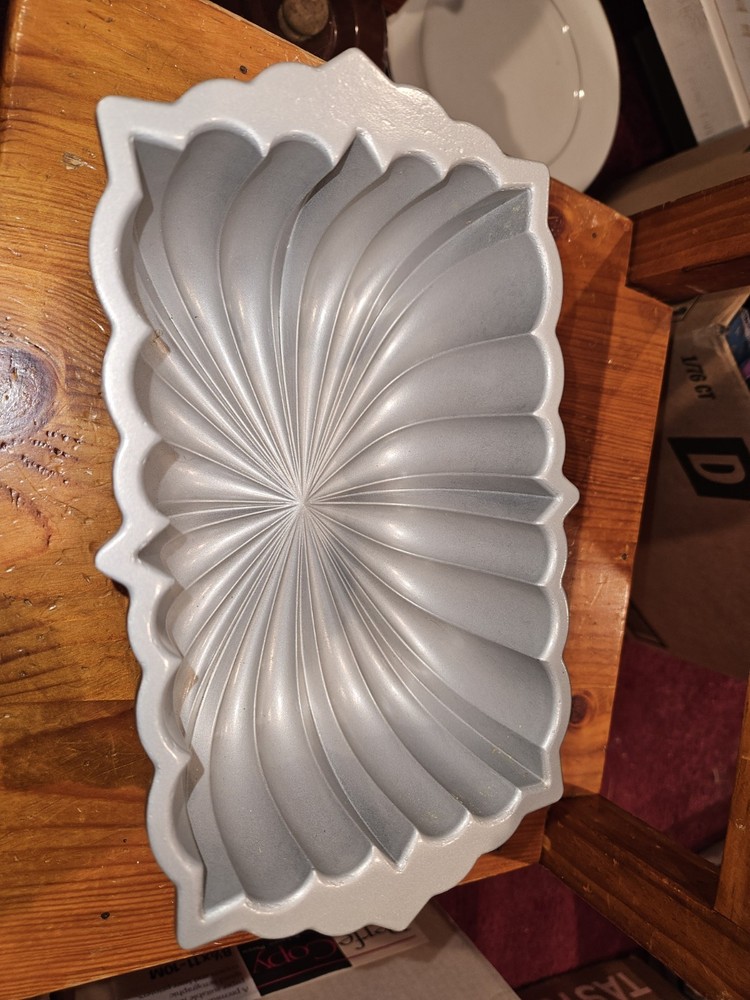 Nordic Ware Classic Fluted Loaf Pan