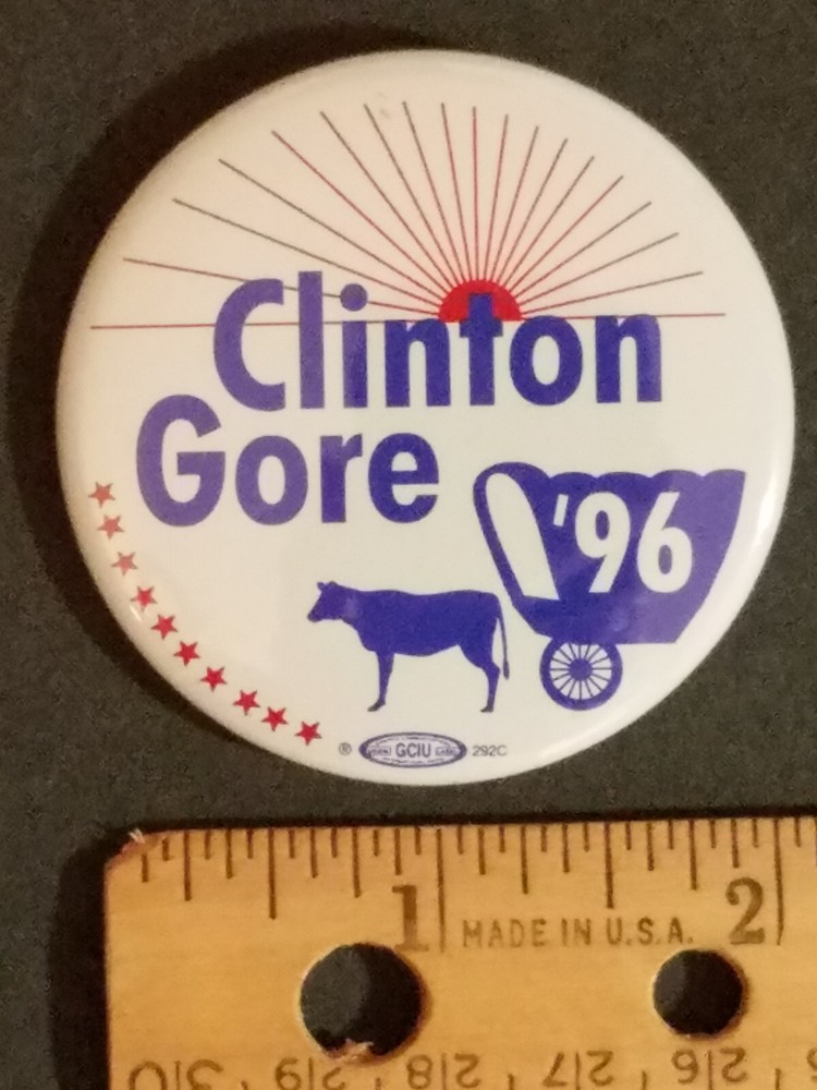 Clinton Gore 96 Covered Wagon Pinback Button