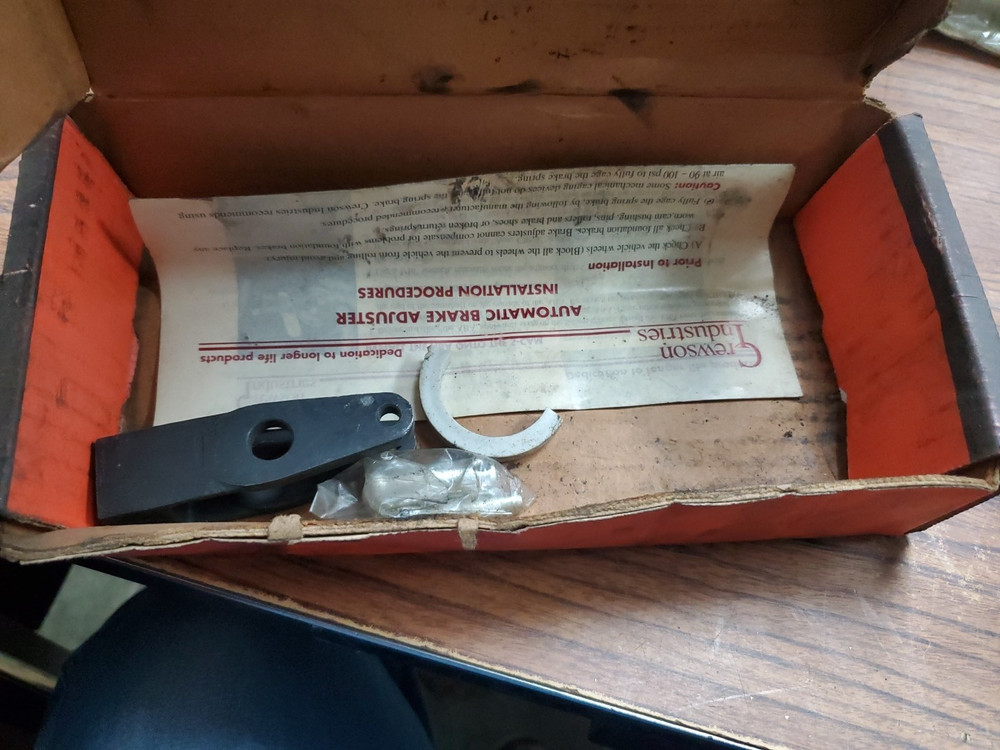 Crewson Industries Automatic Brake Adjuster CI21103 (CX24D)