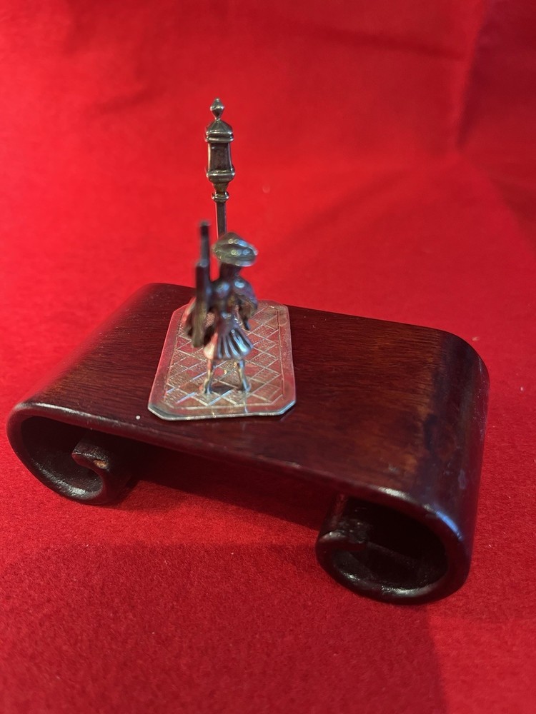 silver miniature lamp lighter