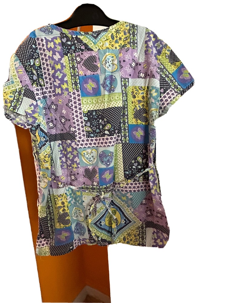 womens scrub set size small