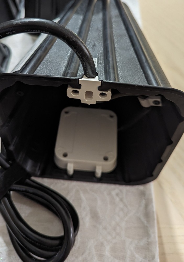 4 Bed Risers With USB Ports & Outlets