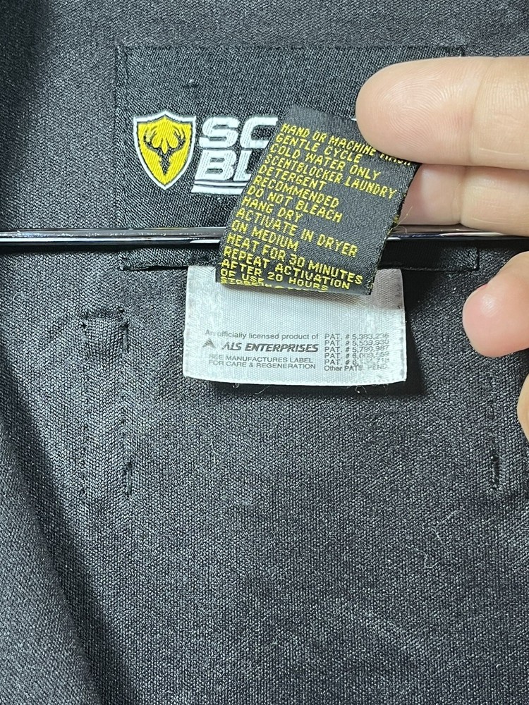 Scent Blocker Bone Collector System 1/4 Zip Men’s M Black Pullover Hunting