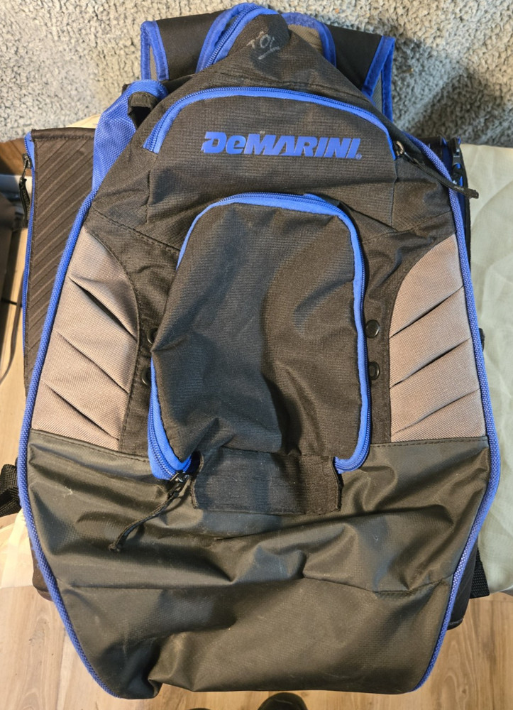 DeMarini Voodoo Junior Baseball/Softball Backpack Bag - Navy