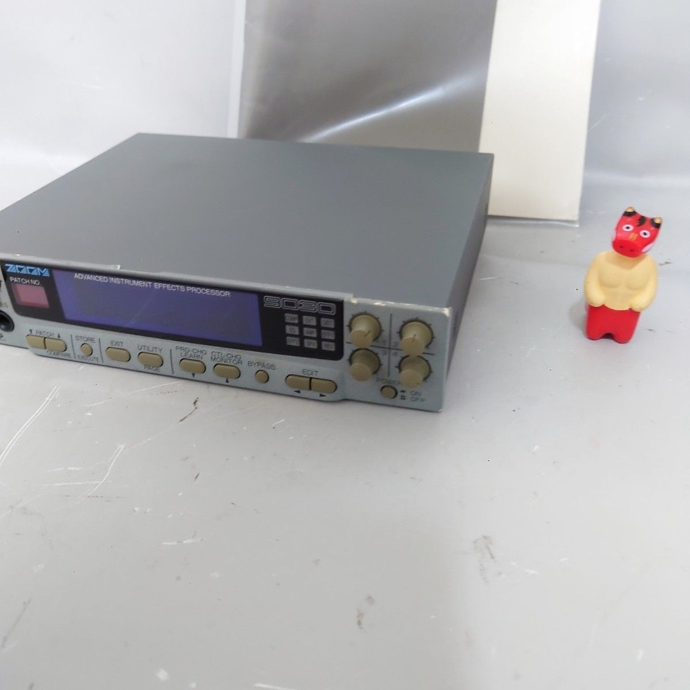 Repaired Zoom 9030 Advanced Instrument Effects Processor Confirmed Operation
