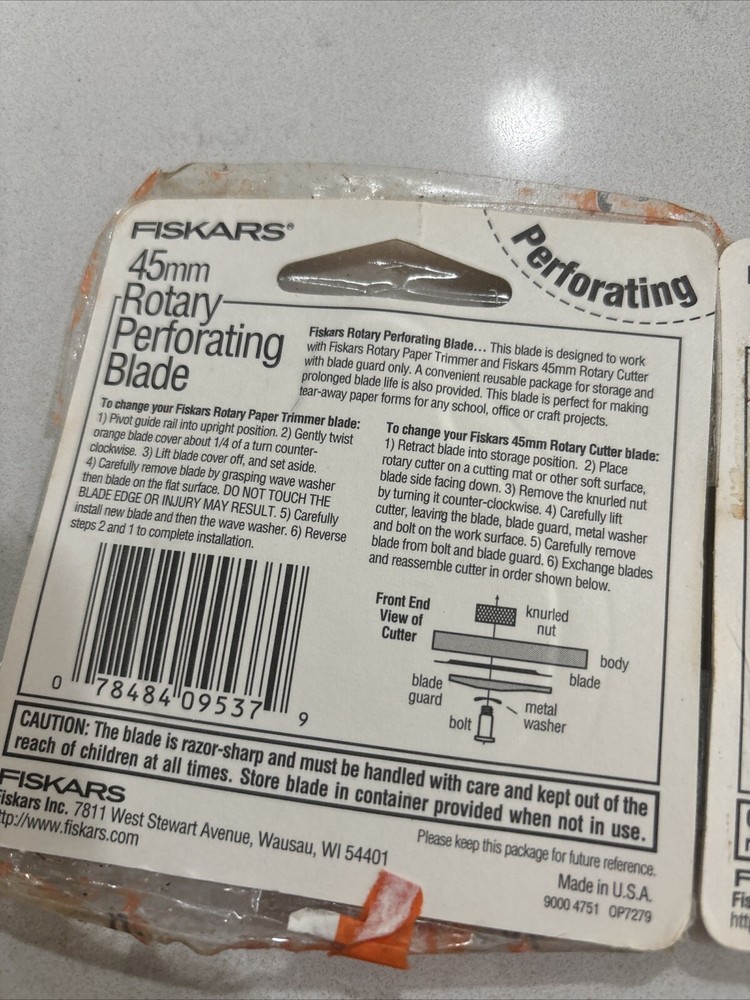 FISKARS 2PK 45mm Perforating And Victorian