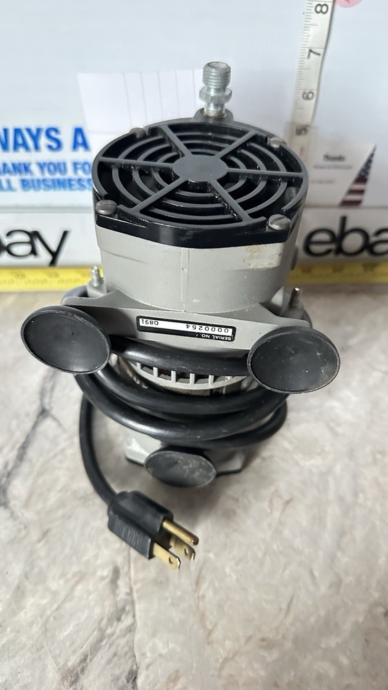 Badger Whirlwind Airbrush Compressor MODEL 80-2 DIAPHRAGM COMPRESSOR