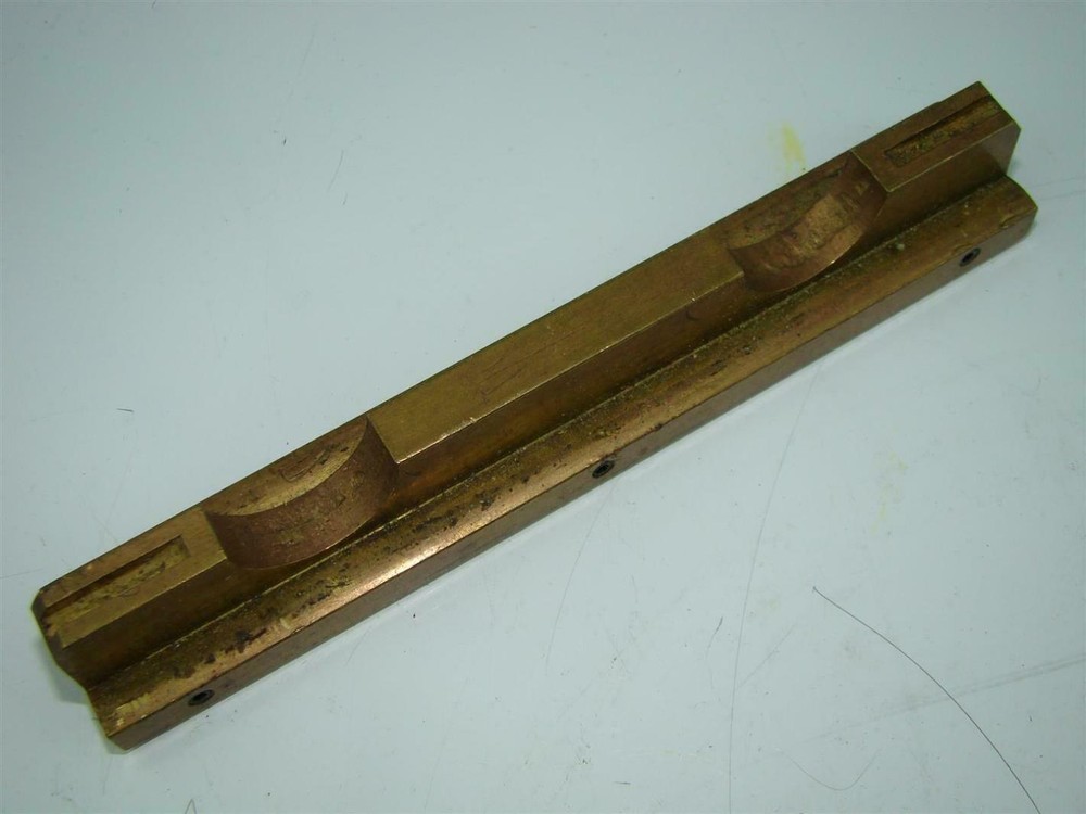 Small Specialty Vise Belt Lacer