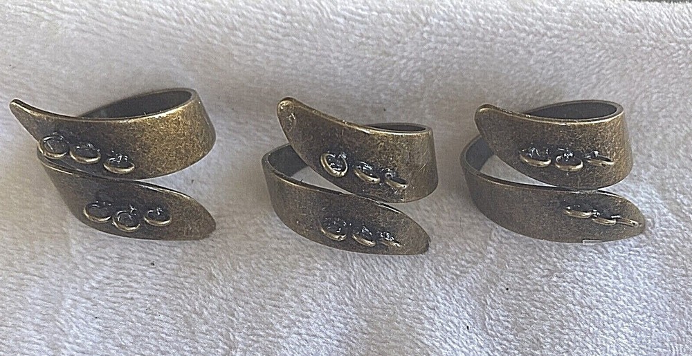 24 pieces ~ Brass Adjustable Ring Blanks with 6 Loops