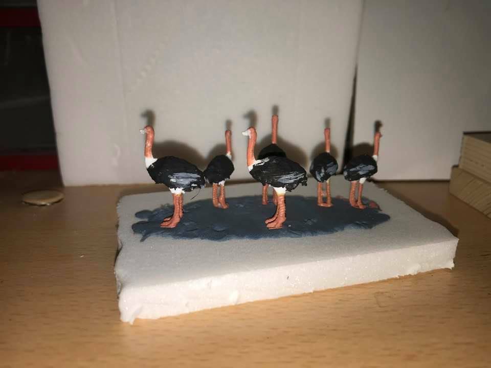 Ho 1/87 Scale Ostrich Animal Set Painted