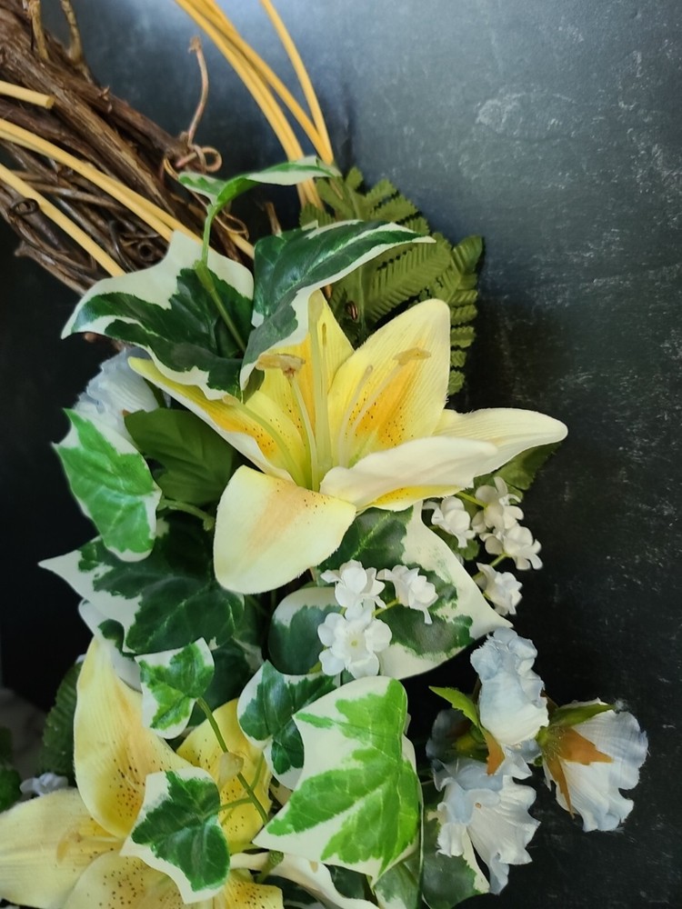 Vintage Spring Lily Wreath