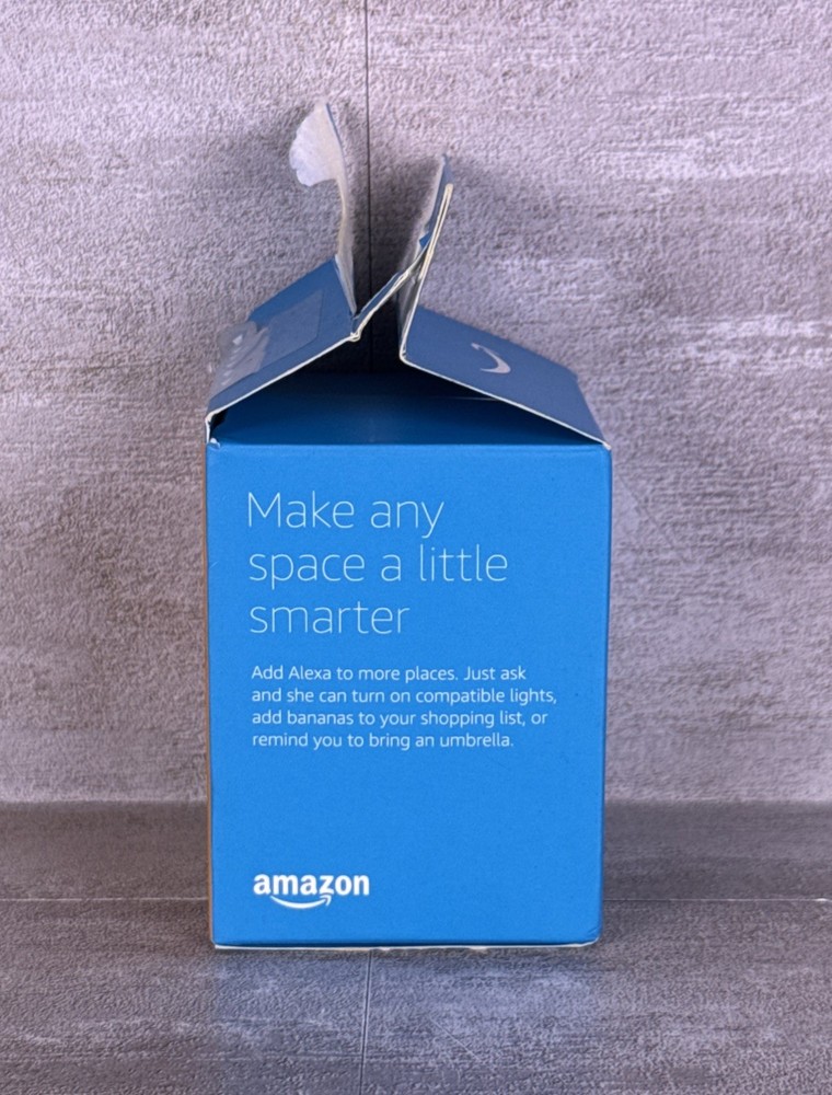 Amazon Echo Flex Plug-in Smart Speaker With Manual And Box Tested & Working