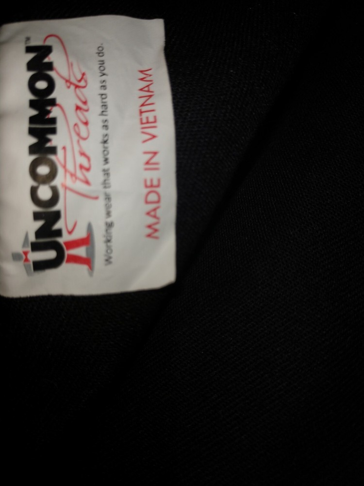 Uncommon Threads Classic Adjustable Bib Apron in Black NICE 20