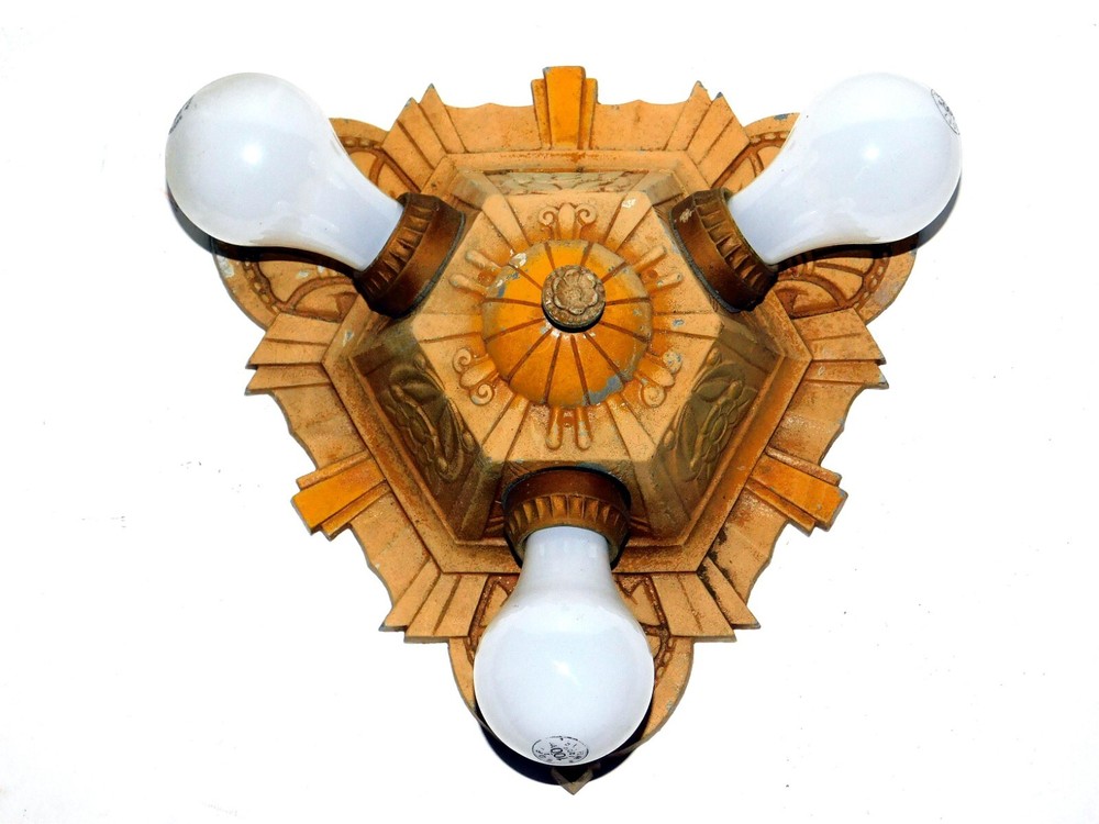 Vintage Art Deco 3-Bulb Ceiling Light