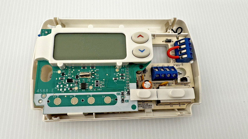 White Rogers Non-Programmable Thermostat 1F86-336 - Nice!