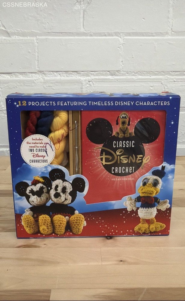 Disney Classic Crochet 12 Projects Featuring Timeless Disney Characters