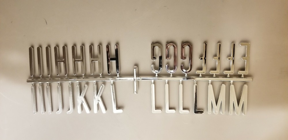 American Crafts DCWV Letterboard Letters 2" Silver