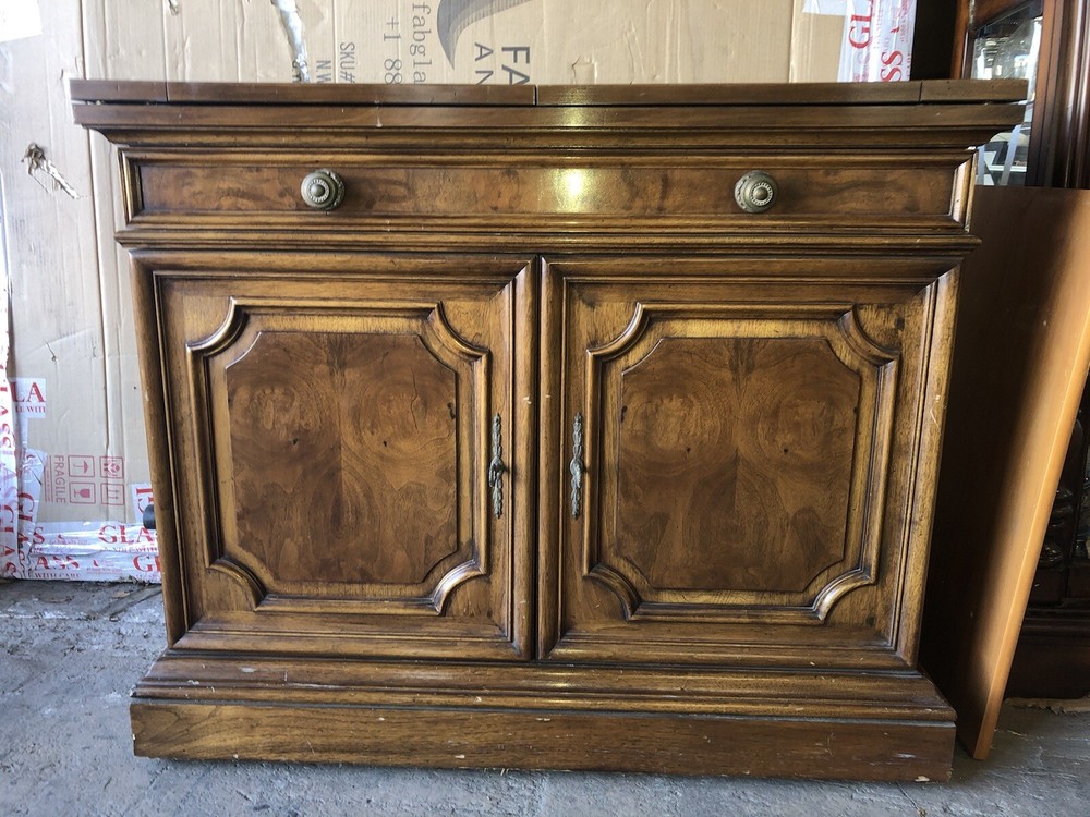 Karges Sideboard